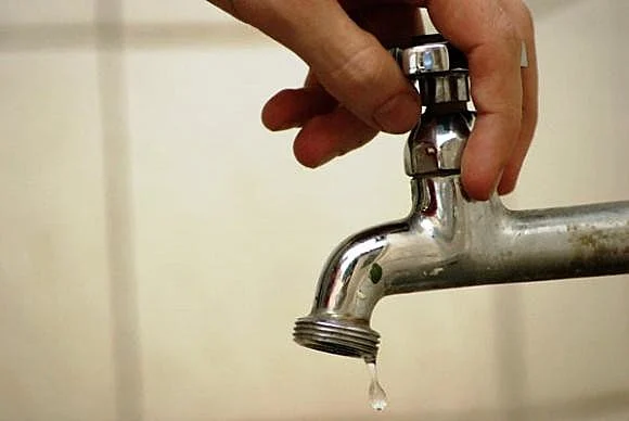 Belford Roxo segue sem água nas torneiras