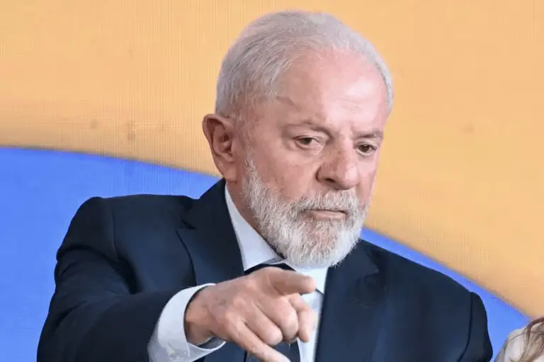 Lula vai taxar gigantes digitais dos EUA